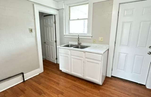 Single Family - 3 Bedroom Gallery 3