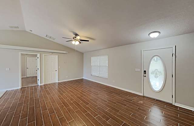 17623 Virginia Circle Gallery 2
