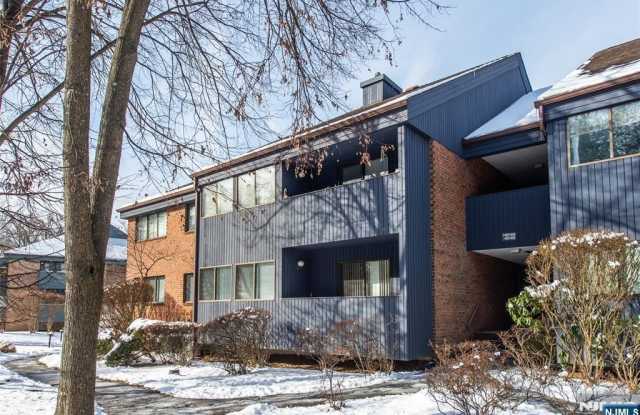 4125 Hilltop Road - 4125 Hilltop Road, Bergen County, NJ 07430 4125 Hilltop Road - 4125 Hilltop Road, Bergen County, NJ 07430