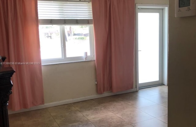 9325 SW 41st St - 9325 Southwest 41st Street, Olympia Heights, FL 33165