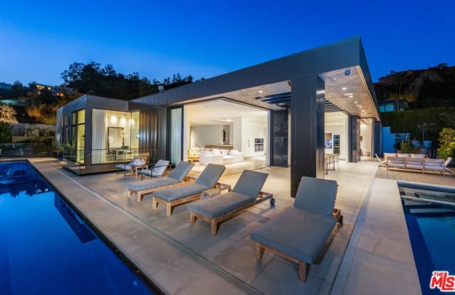 1814 Marcheeta Pl - 1814 Marcheeta Place, Los Angeles, CA 90069