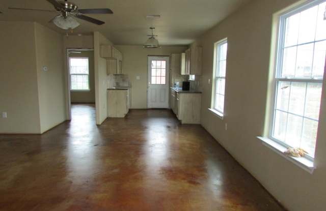 837 E College St photos photos