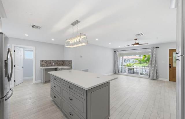 2120 NE 62nd Court, Fort Lauderdale, FL 33308 Gallery 4