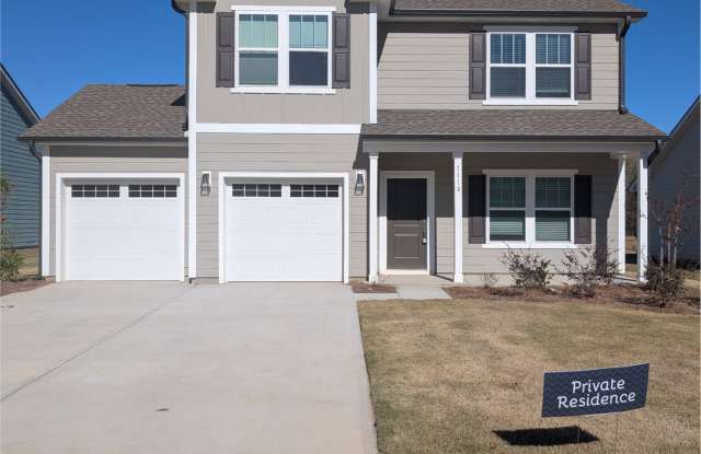 Beautiful 3BD/2.5BA Home in the Sought-After Stonebridge Fairways Community / Ready Now - 1118 Links Crossing Drive, Union County, NC 28112