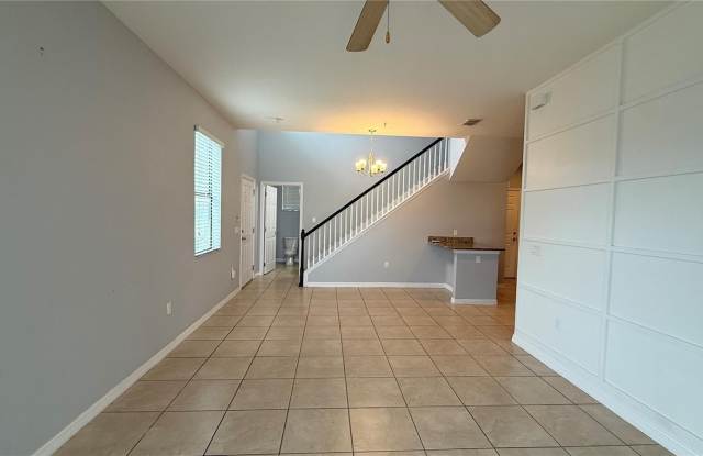 2381 SEVEN OAKS Drive Gallery 4