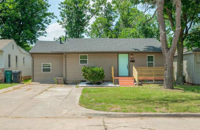 3220 Cashion Place - 3220 Cashion Place, Oklahoma City, OK 73112