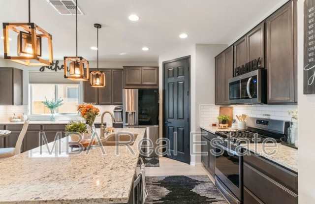 6803 W Winston Dr Gallery 4