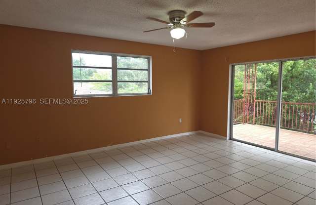 250 NW 63rd Ct Gallery 4