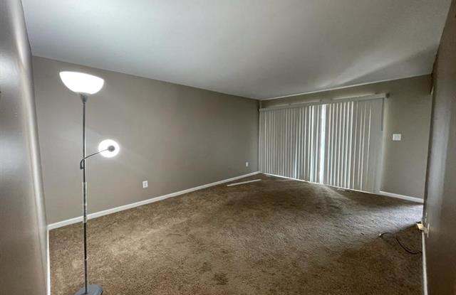 4505 LEISURE Lane Gallery 3
