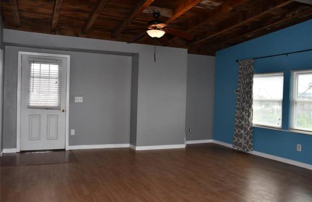 215 Saltgrass Avenue Gallery 4