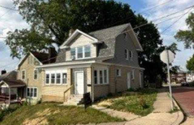 1800 New Haven Avenue Gallery 2