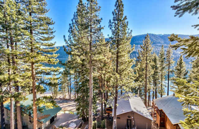 The Donner Lake Overlook Gallery 3