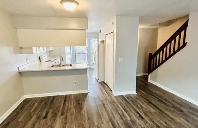 5664 Bennington Dr Gallery 2