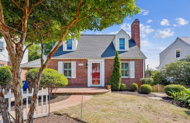 2505 N Powhatan St - 2505 North Powhatan Street, Arlington, VA 22207