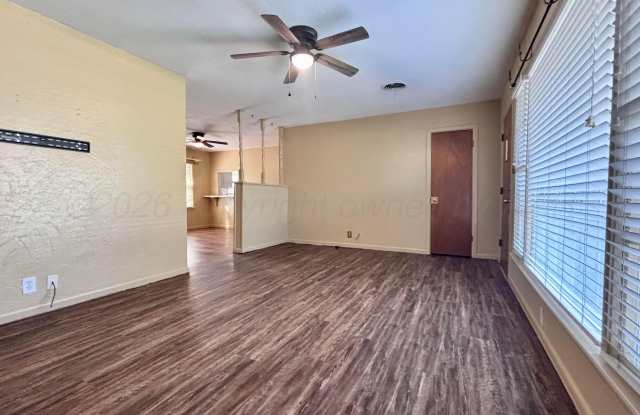 2913 COMANCHE Street Gallery 3