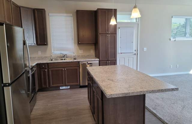 Village at Cedar Glade Duplexes (4.1) - 4973 Marsh Road, McFarland, WI 53558