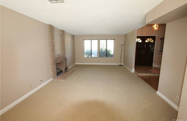 2156 Driver Lane Gallery 2
