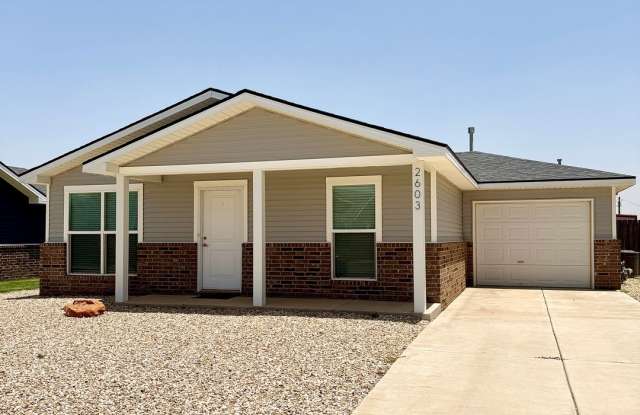 Charming Cottage Style Home Located on Cul-de-Sac! photos photos