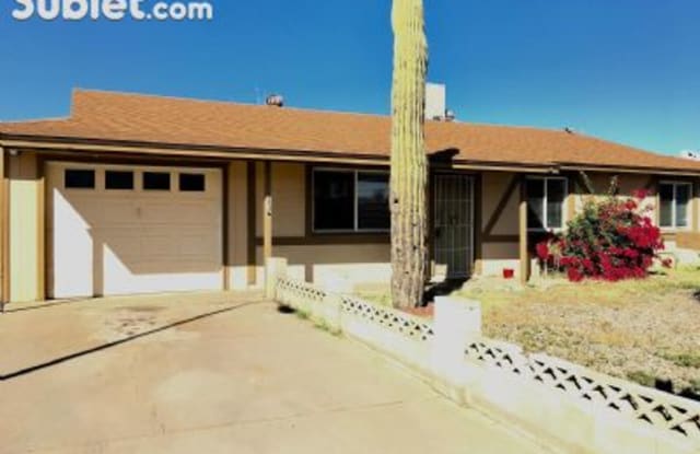 7136 Cambridge Ave - 7136 West Cambridge Avenue, Phoenix, AZ 85035