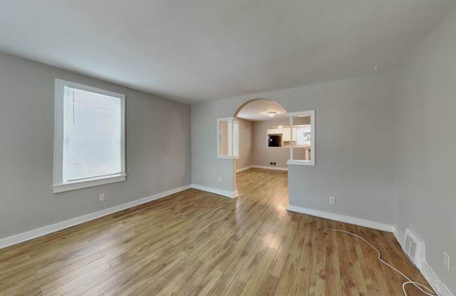3113 Offutt Road Gallery 4
