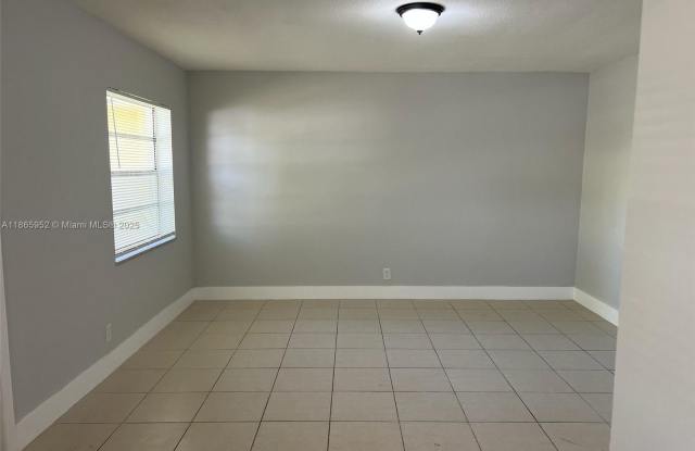 3071 NW 43rd St photos photos