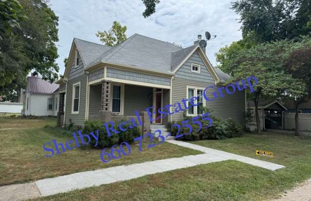 201 S Hickory St Gallery 1