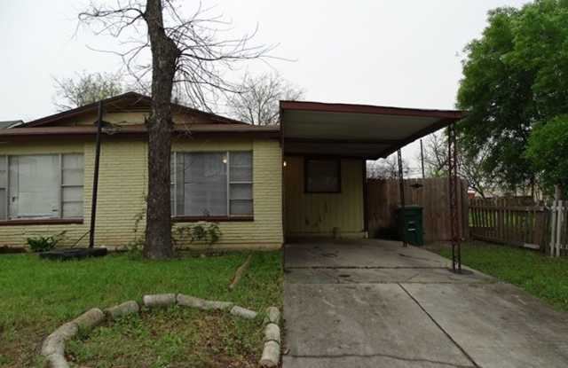 1136 San Francisco, San Antonio, TX. 78201 photos photos
