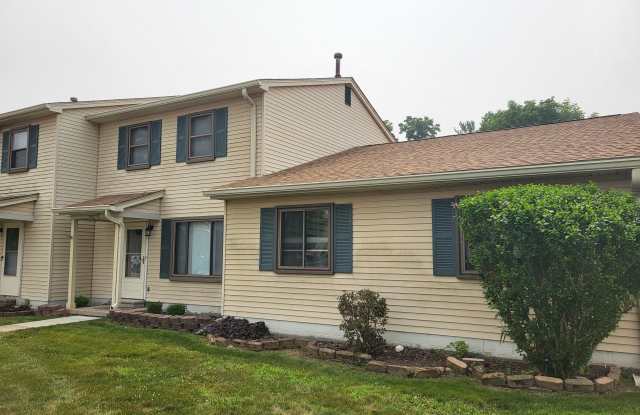 20027 Village Green Ct Gallery 2