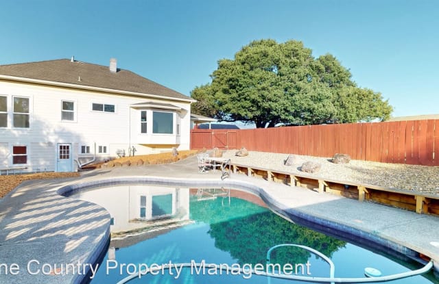 411 Bannon Lane - 411 Bannon Lane, Penngrove, CA 94951
