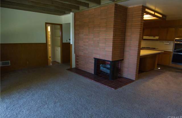 1550 Lunar Drive Gallery 3