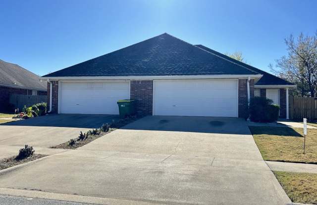 69 West Sweetwater Way - 1 - 69 West Sweetwater Way, Farmington, AR 72730