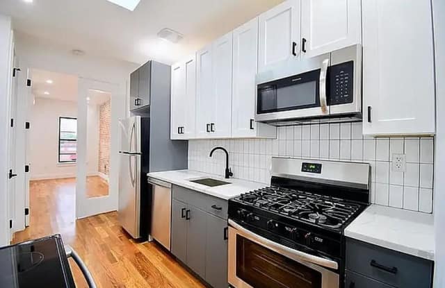 588 Quincy Street photos photos