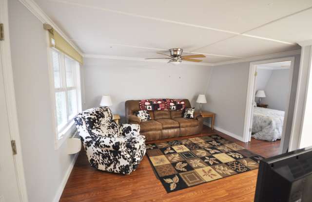 Chatuge Shores Rd. 1693 - 1691 B Gallery 3