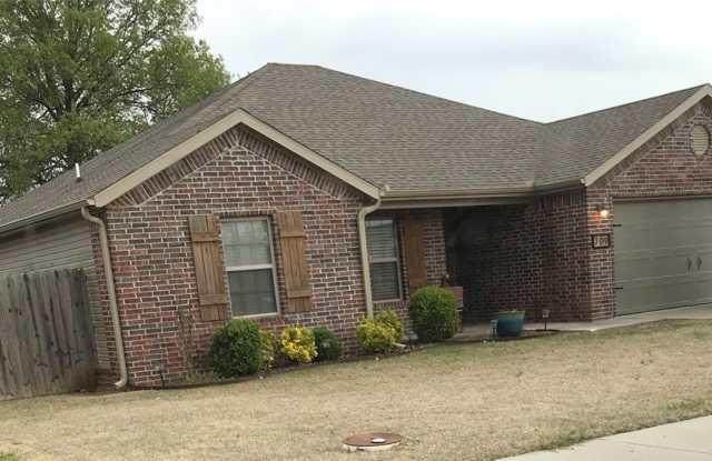 709 Olivia Lane photos photos