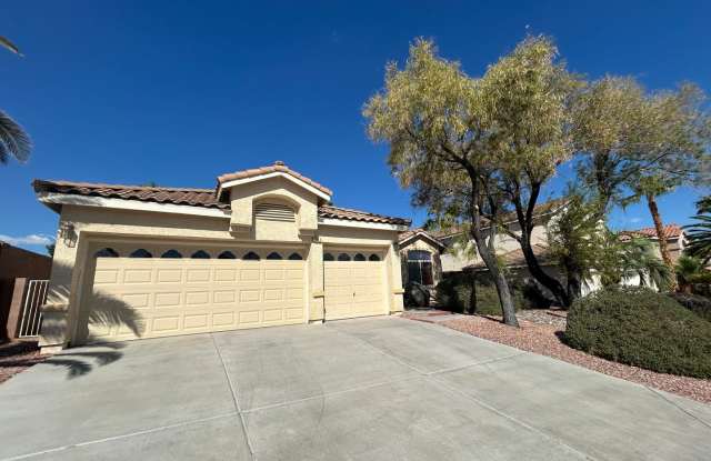 Lovely Single-Story in Green Valley Ranch Near The District! photos photos