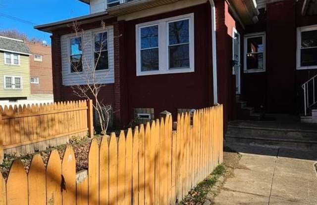 7275 E WALNUT LANE - 7275 East Walnut Lane, Philadelphia, PA 19138