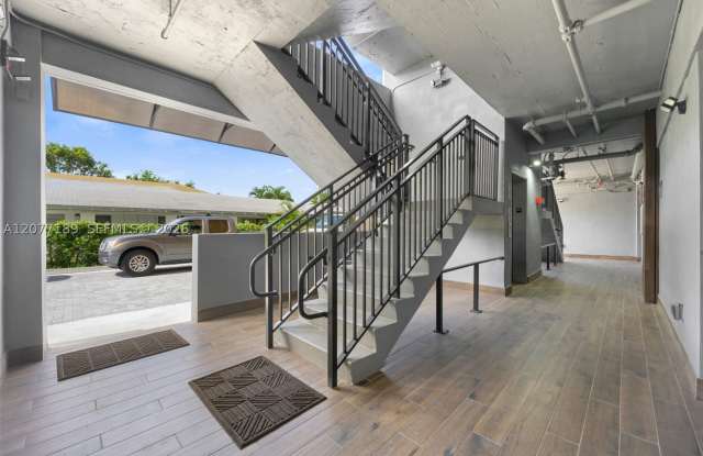 1020 NW 2 Ave Gallery 4