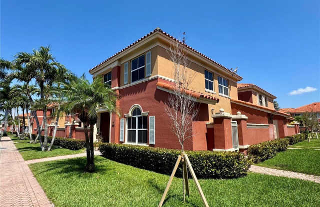 11479 NW 60th Ter photos photos