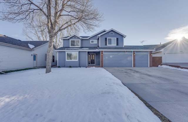 Beautiful 4 bed, 3.5 bath Home in Fort Collins Dakota Ridge Neighborhood photos photos