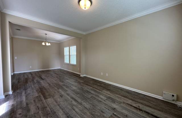 16082 WILLOW BLUFF Court Gallery 3