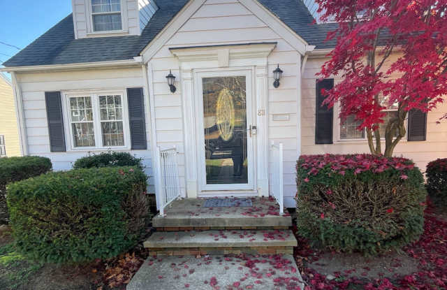 Beautiful Cape Cod 3 bedroom 2 bath- Ellwood City photos photos Beautiful Cape Cod 3 bedroom 2 bath- Ellwood City photos photos