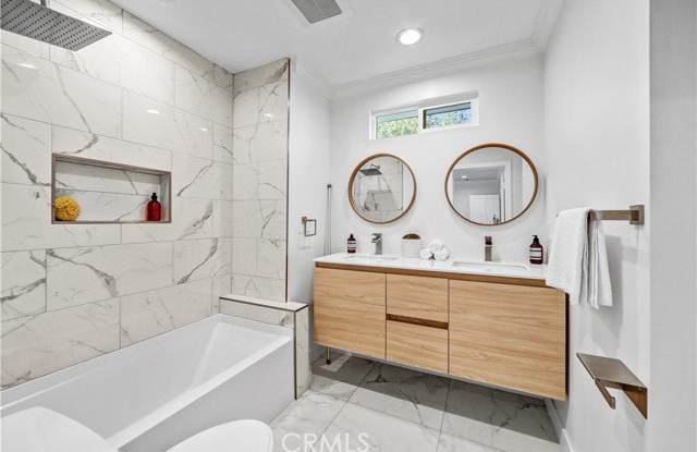 725 North Doheny Drive photos photos 725 North Doheny Drive photos photos