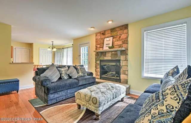 1033 Clover Road S Gallery 3