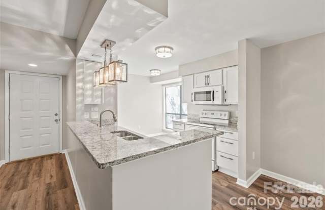 5731 Dockside Drive Gallery 4