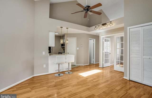 1609 CARRIAGE HOUSE TER #1609-C photos photos