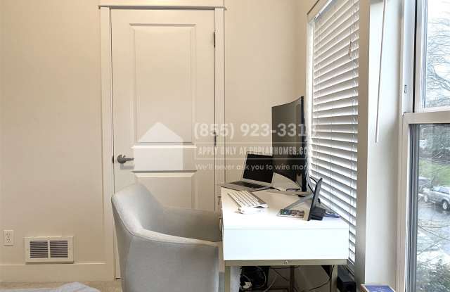 1419 Northwest 65th Street Unit B Gallery 3
