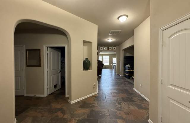 805 Gallantry Lane Gallery 3