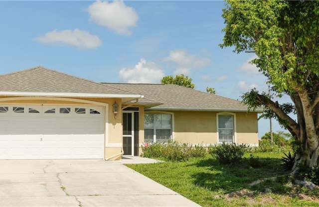 1834 NW 6th Avenue photos photos