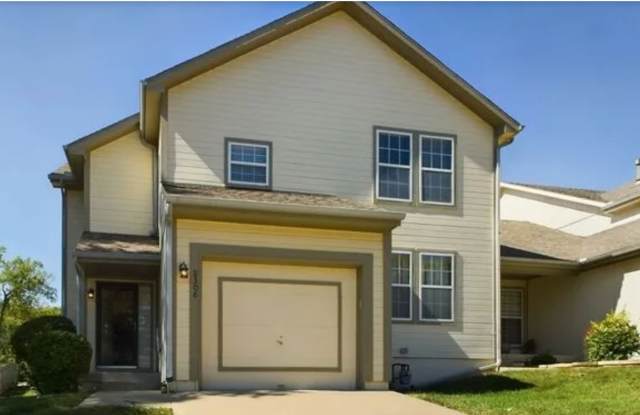 Spacious 3 Bed, 2.5 Bath Home in Kansas City North! photos photos