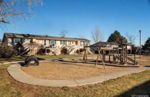 757 W Cleveland Cir - 757 West Cleveland Circle, Lafayette, CO 80026